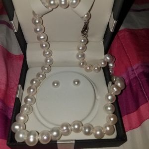 Pearl earrings and necklace